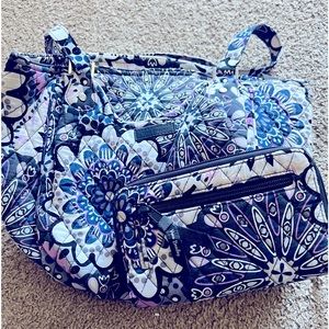 Vera Bradley quilted purse with matching wallet excellent used condition